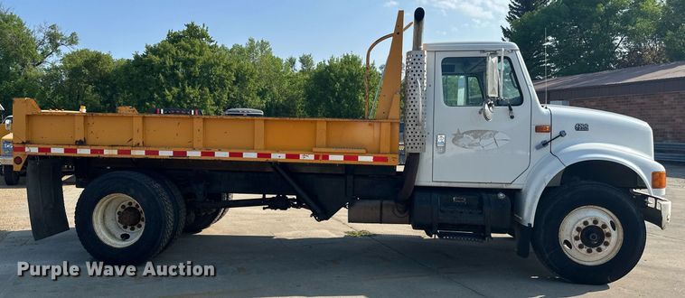 image for item EB2600 1998 International 4700 dump truck