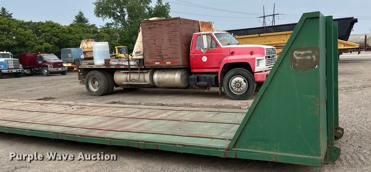 image for item EB2650 Roll-off flat bed