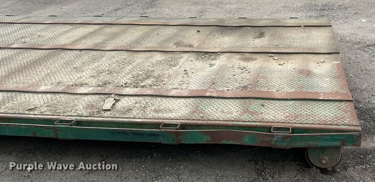 image for item EB2650 Roll-off flat bed
