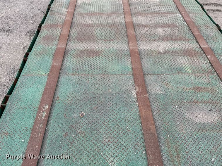 image for item EB2650 Roll-off flat bed