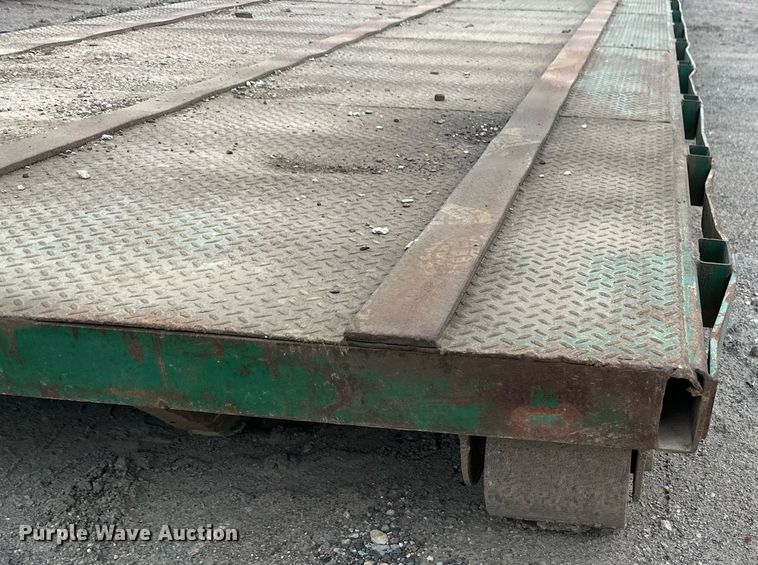 image for item EB2650 Roll-off flat bed