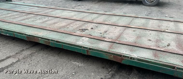 image for item EB2650 Roll-off flat bed