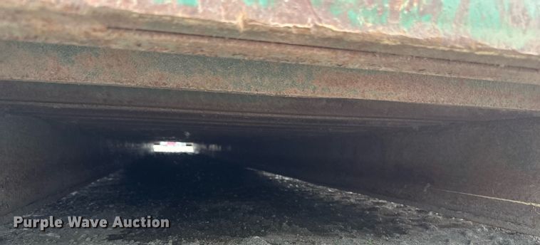 image for item EB2650 Roll-off flat bed