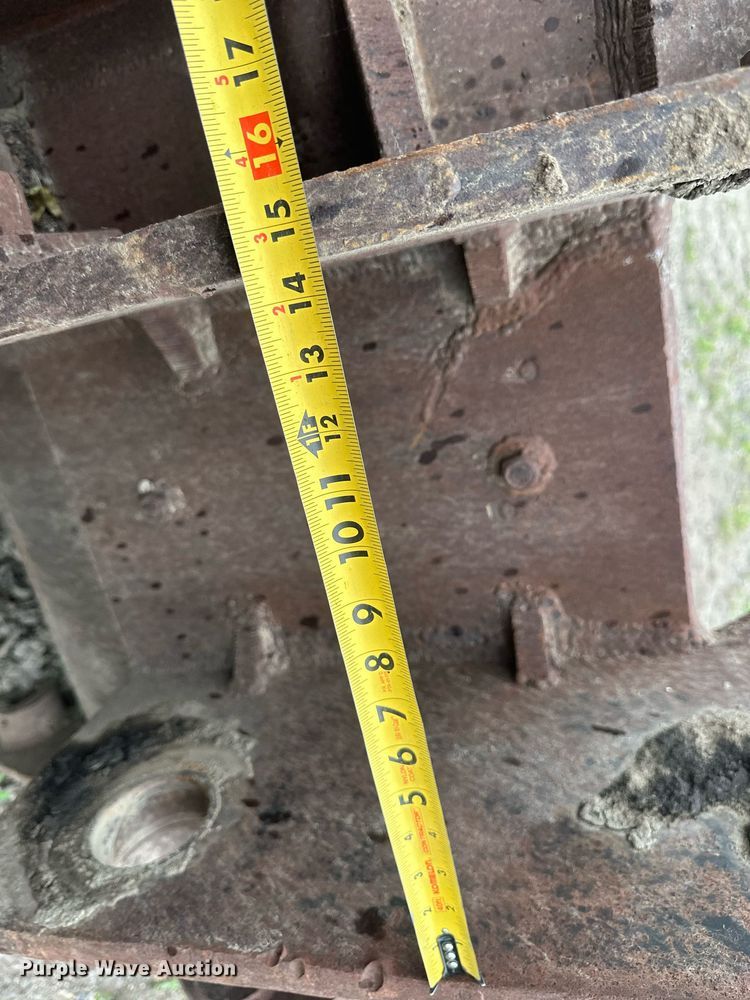 image for item EB2652 78