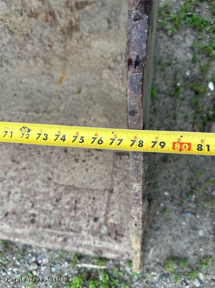 image for item EB2652 78