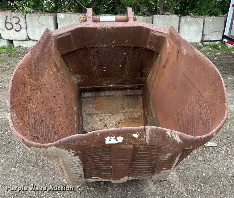 image for item EB2653 Excavator bucket
