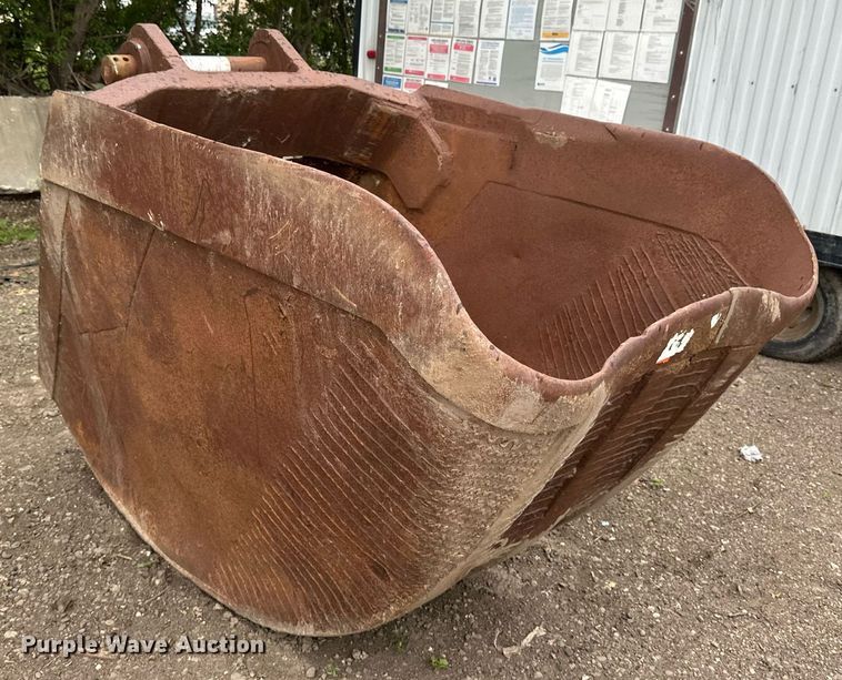 image for item EB2653 Excavator bucket