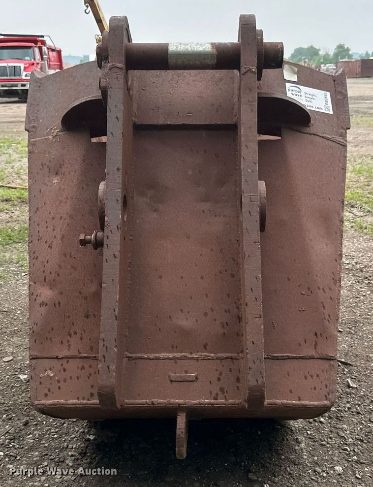 image for item EB2653 Excavator bucket