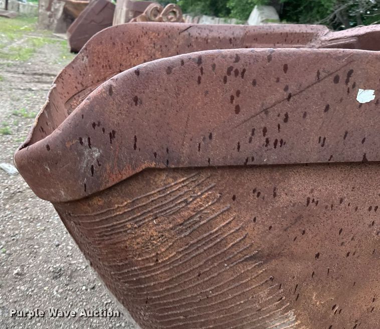 image for item EB2653 Excavator bucket