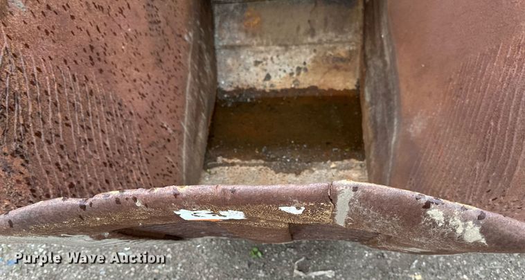 image for item EB2653 Excavator bucket