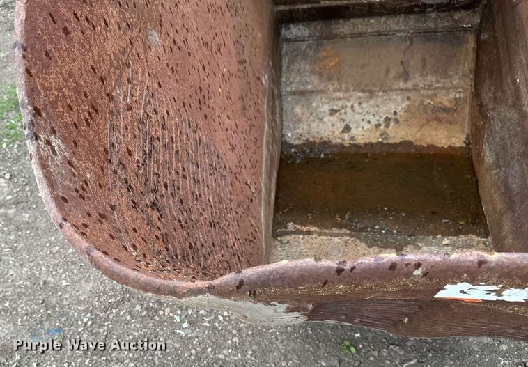 image for item EB2653 Excavator bucket