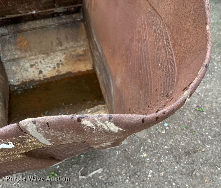 image for item EB2653 Excavator bucket