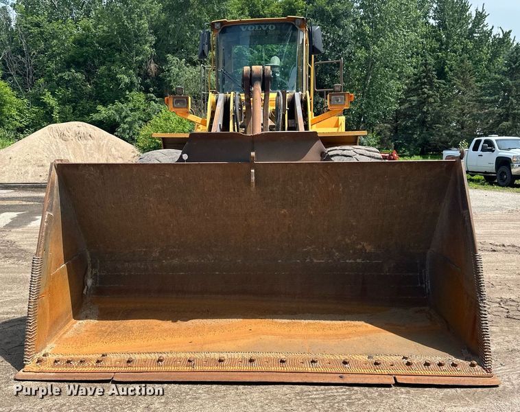 image for item EB2663 2004 Volvo L180E wheel loader