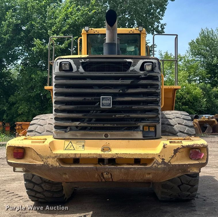 image for item EB2663 2004 Volvo L180E wheel loader