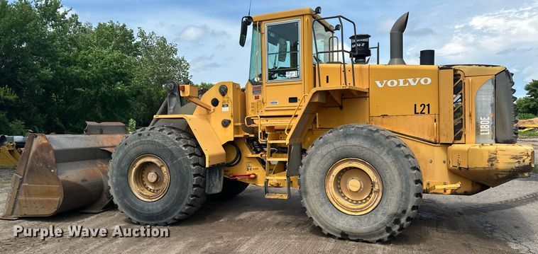 image for item EB2663 2004 Volvo L180E wheel loader