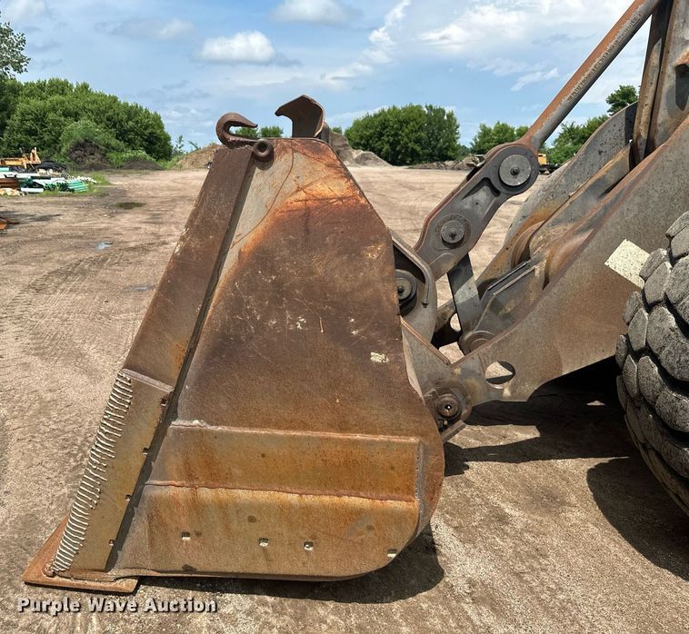 image for item EB2663 2004 Volvo L180E wheel loader