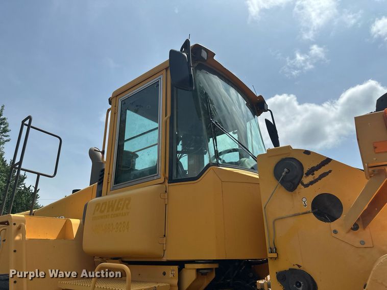 image for item EB2663 2004 Volvo L180E wheel loader