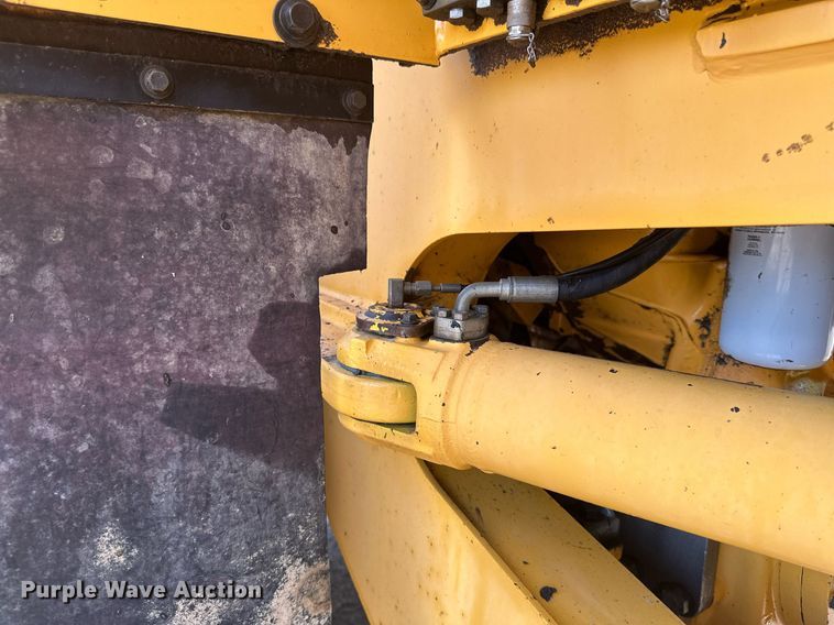 image for item EB2663 2004 Volvo L180E wheel loader