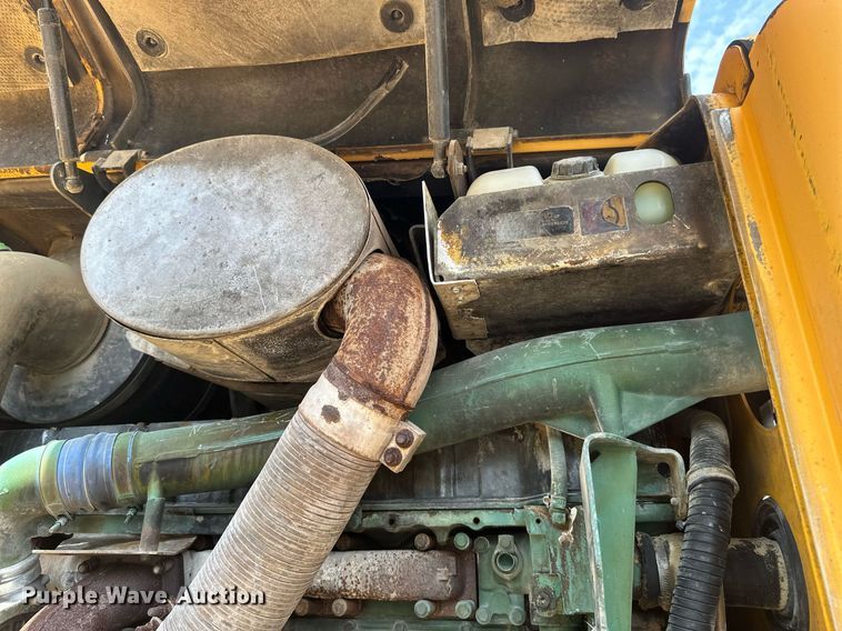 image for item EB2663 2004 Volvo L180E wheel loader