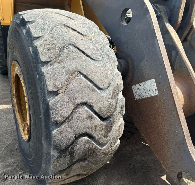 image for item EB2663 2004 Volvo L180E wheel loader