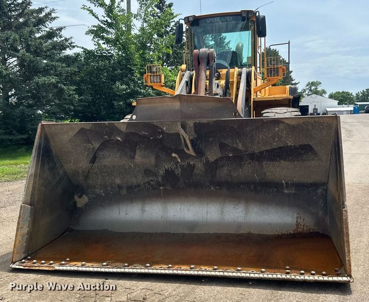 image for item EB2664 Volvo L180E wheel loader