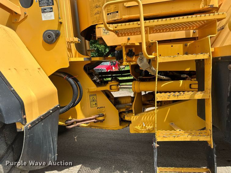 image for item EB2664 Volvo L180E wheel loader