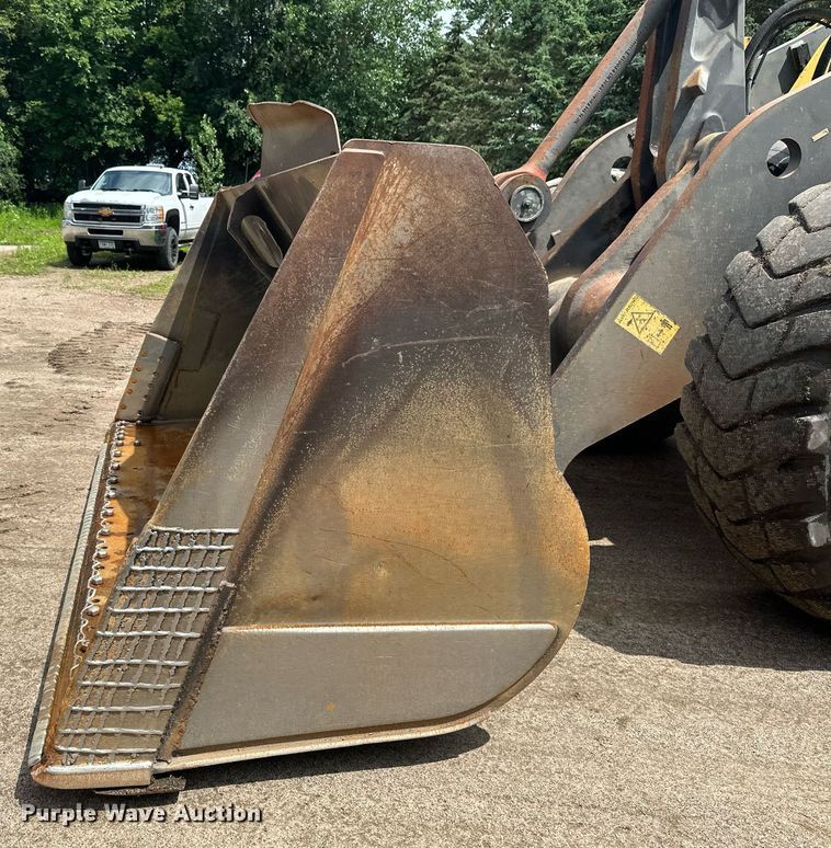 image for item EB2664 Volvo L180E wheel loader