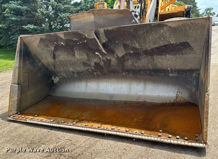 image for item EB2664 Volvo L180E wheel loader