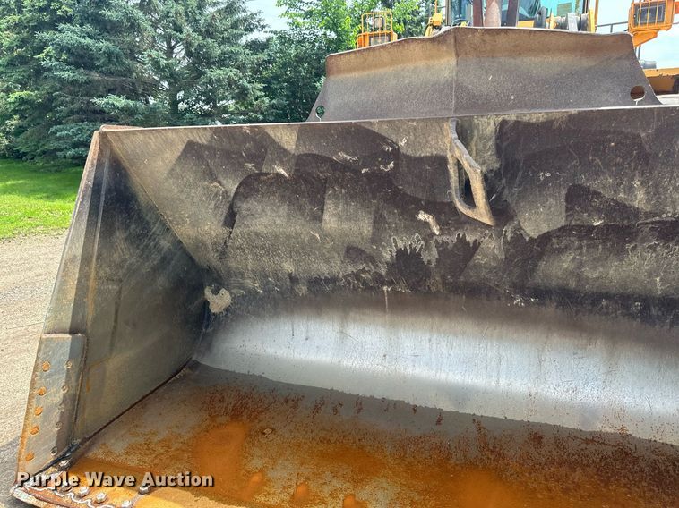 image for item EB2664 Volvo L180E wheel loader