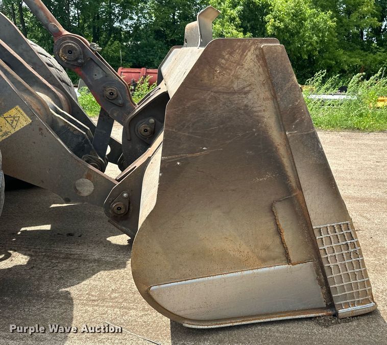 image for item EB2664 Volvo L180E wheel loader