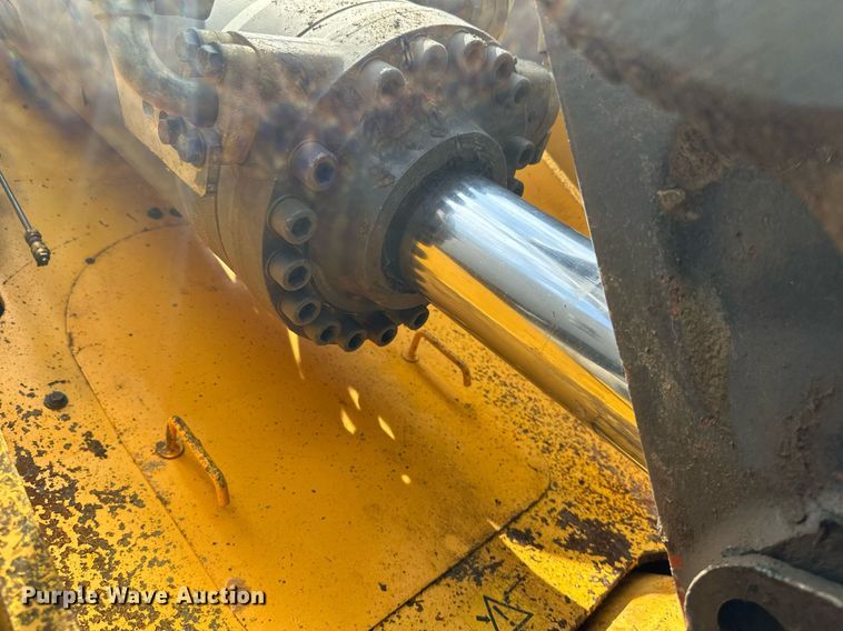 image for item EB2664 Volvo L180E wheel loader