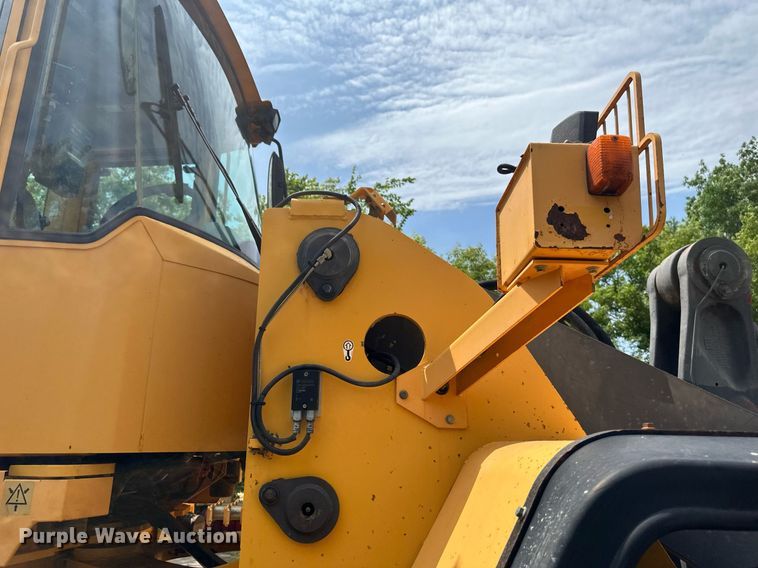 image for item EB2664 Volvo L180E wheel loader