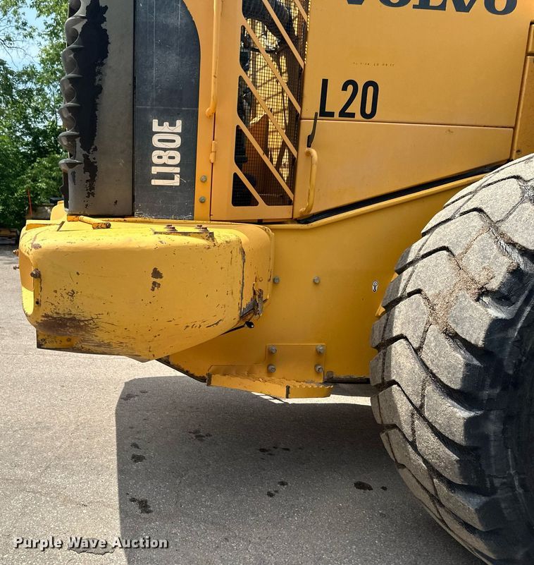 image for item EB2664 Volvo L180E wheel loader