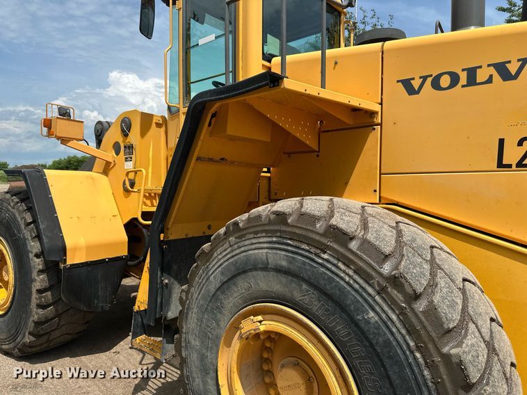 image for item EB2664 Volvo L180E wheel loader