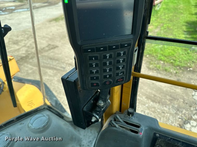 image for item EB2664 Volvo L180E wheel loader