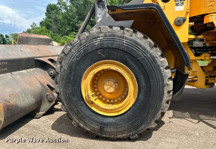 image for item EB2664 Volvo L180E wheel loader