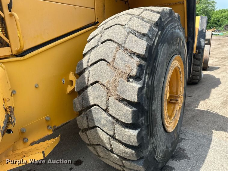 image for item EB2664 Volvo L180E wheel loader