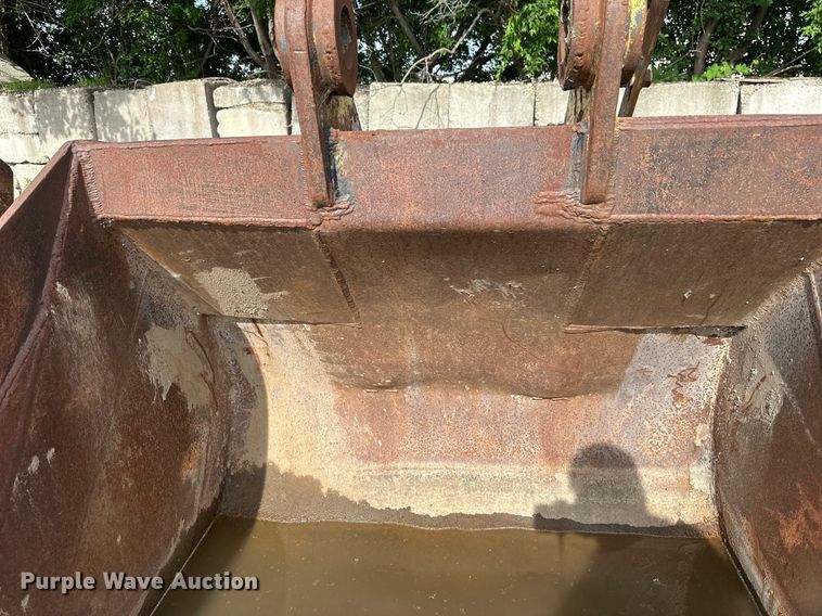 image for item EB2665 60