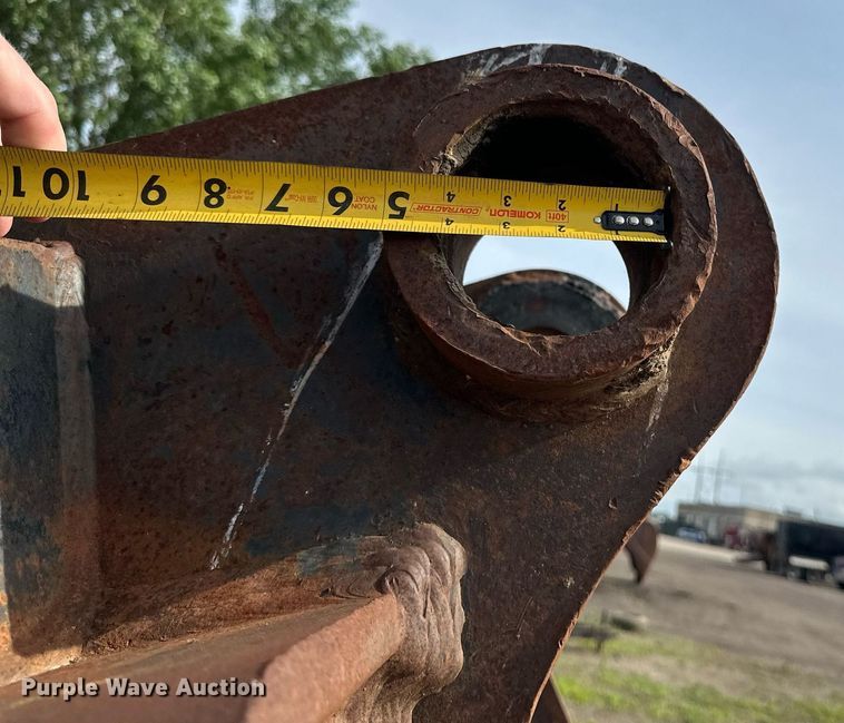 image for item EB2666 60