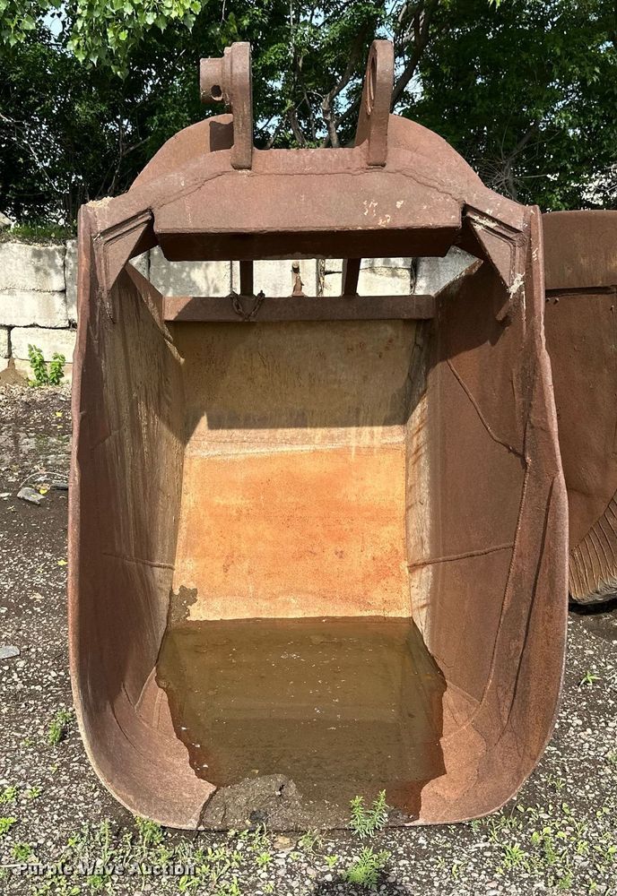 image for item EB2667 54