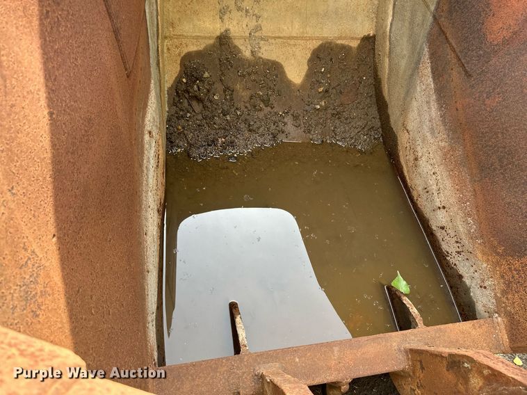 image for item EB2668 50