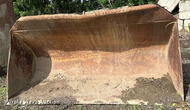 image for item EB2669 JRB WA450-5 wheel loader bucket
