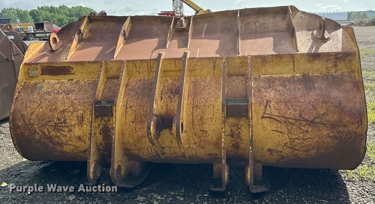 image for item EB2669 JRB WA450-5 wheel loader bucket