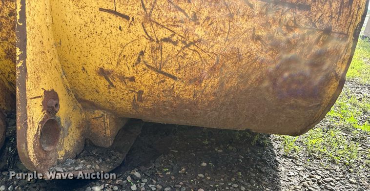 image for item EB2669 JRB WA450-5 wheel loader bucket