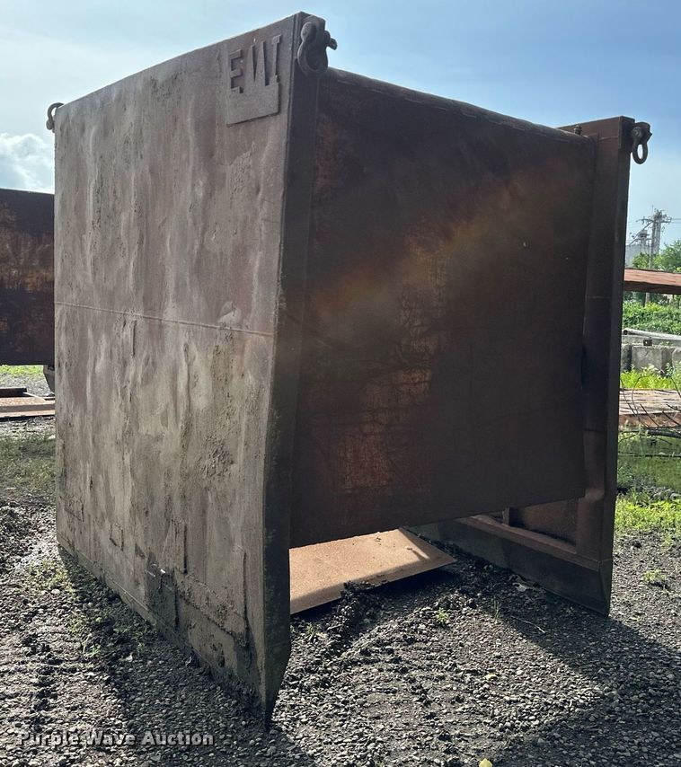 image for item EB2670 Trench box