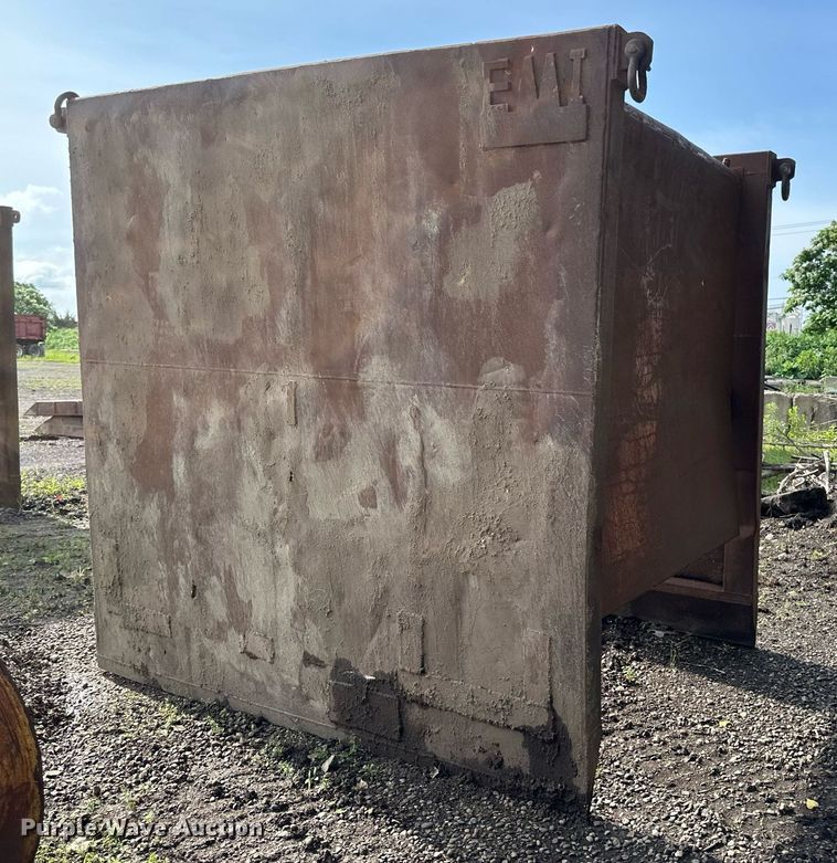 image for item EB2670 Trench box