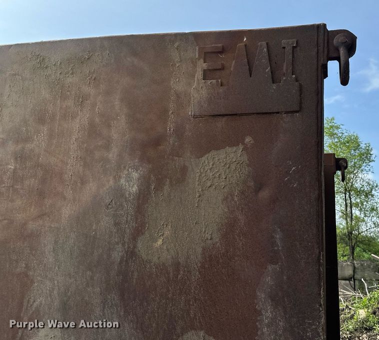 image for item EB2670 Trench box