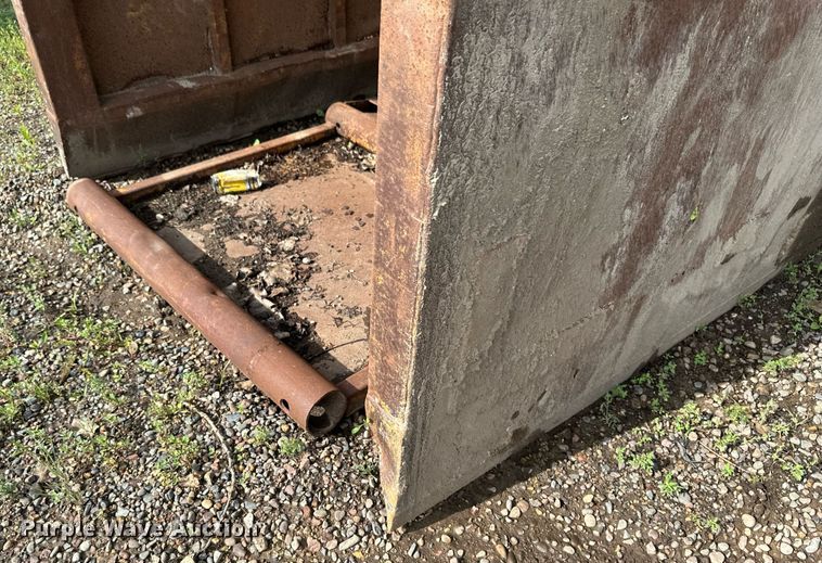 image for item EB2670 Trench box