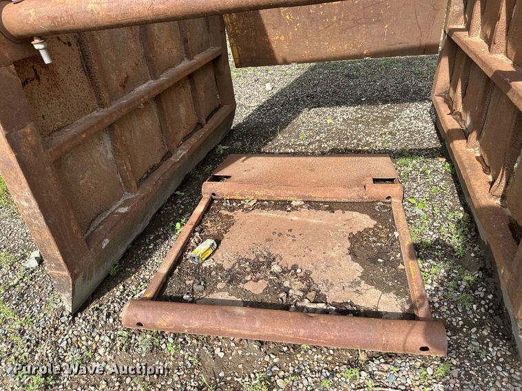 image for item EB2670 Trench box