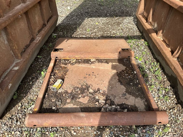 image for item EB2670 Trench box